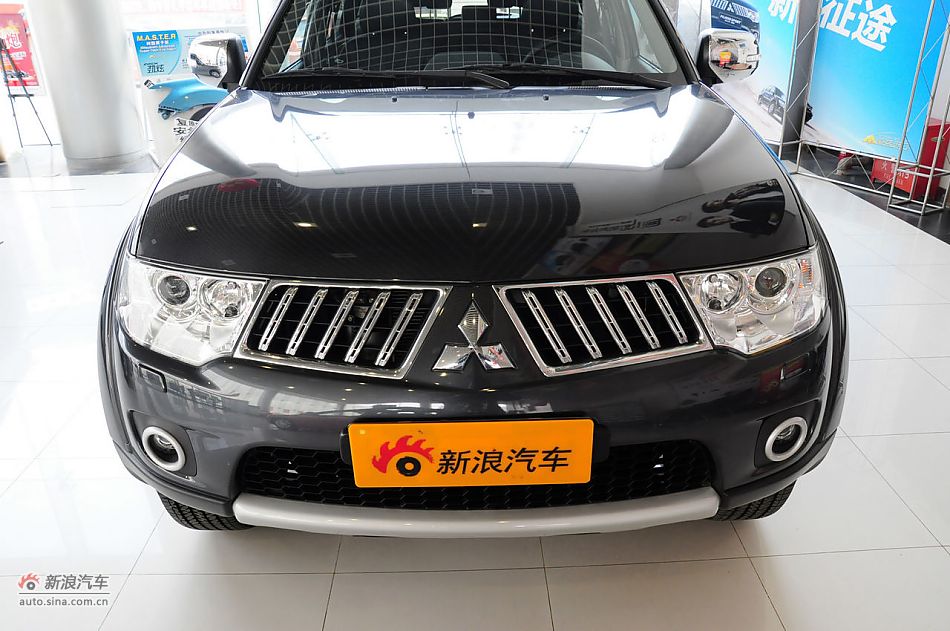 2012款帕杰罗劲畅实拍