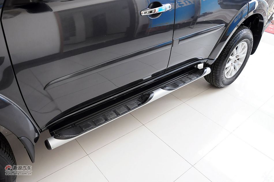 2012款帕杰罗劲畅实拍