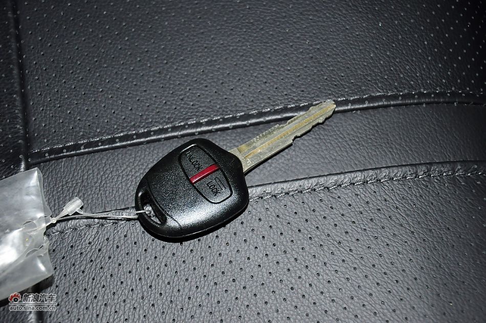 2012款帕杰罗劲畅实拍