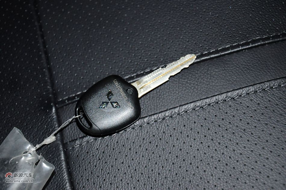 2012款帕杰罗劲畅实拍