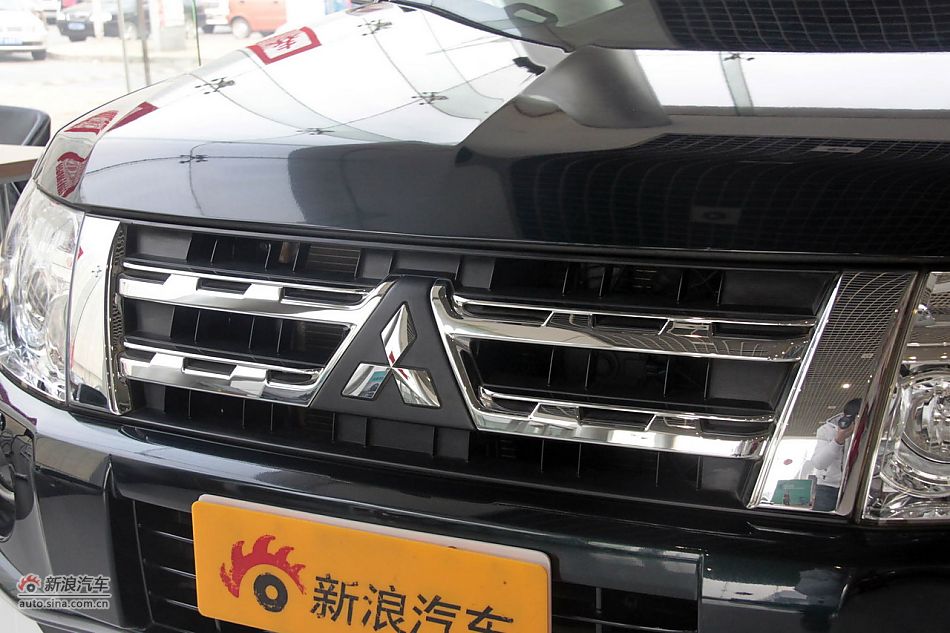 2012款帕杰罗3.0L自动精英版