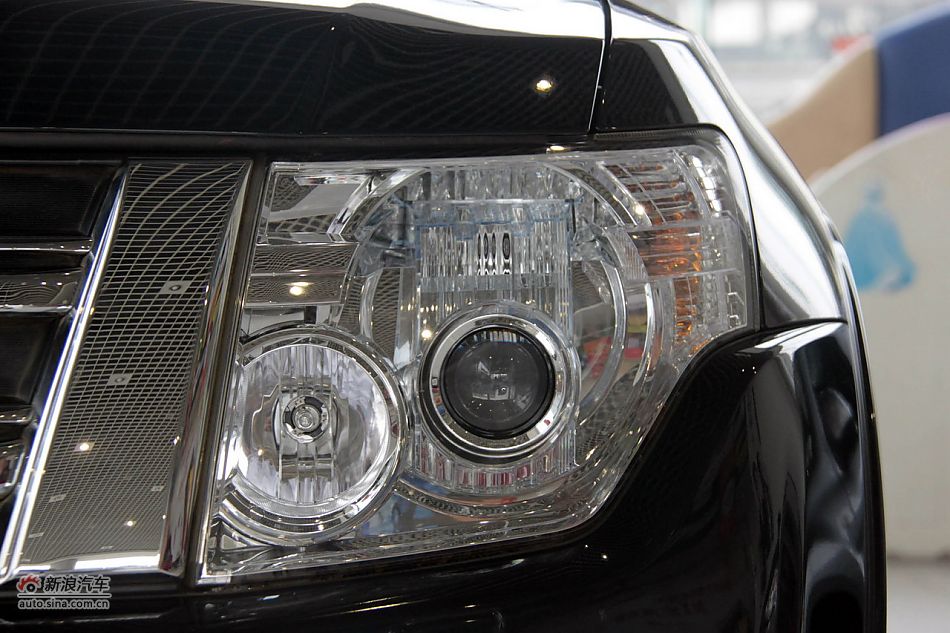 2012款帕杰罗3.0L自动精英版