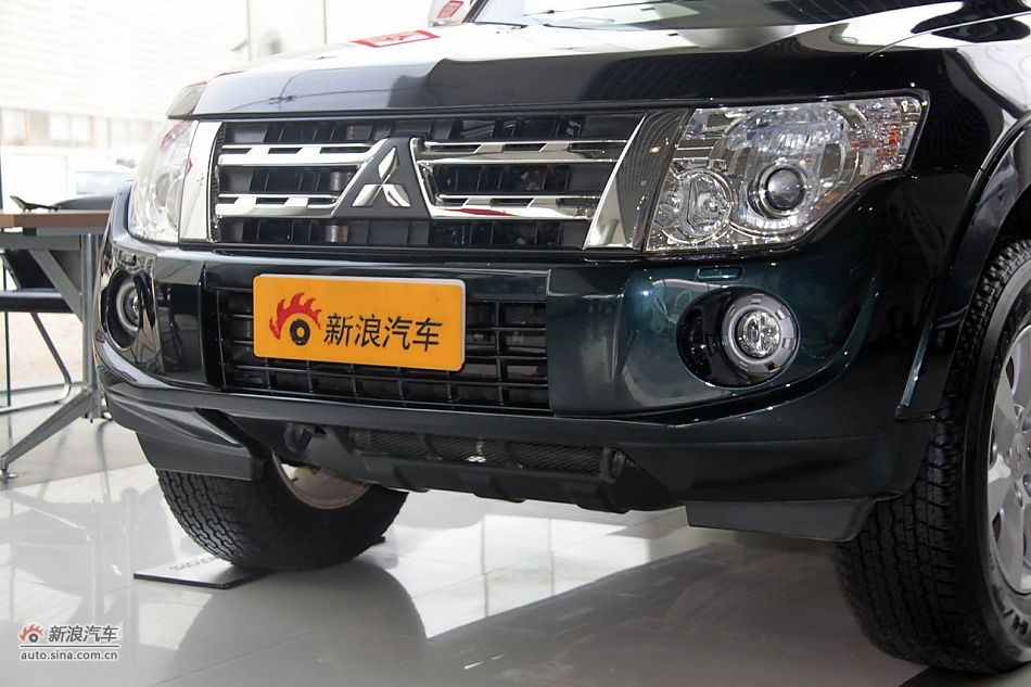 2012款帕杰罗3.0L自动精英版