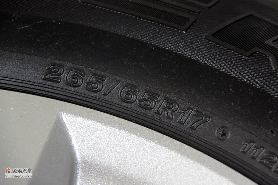 2012款帕杰罗3.0L自动精英版