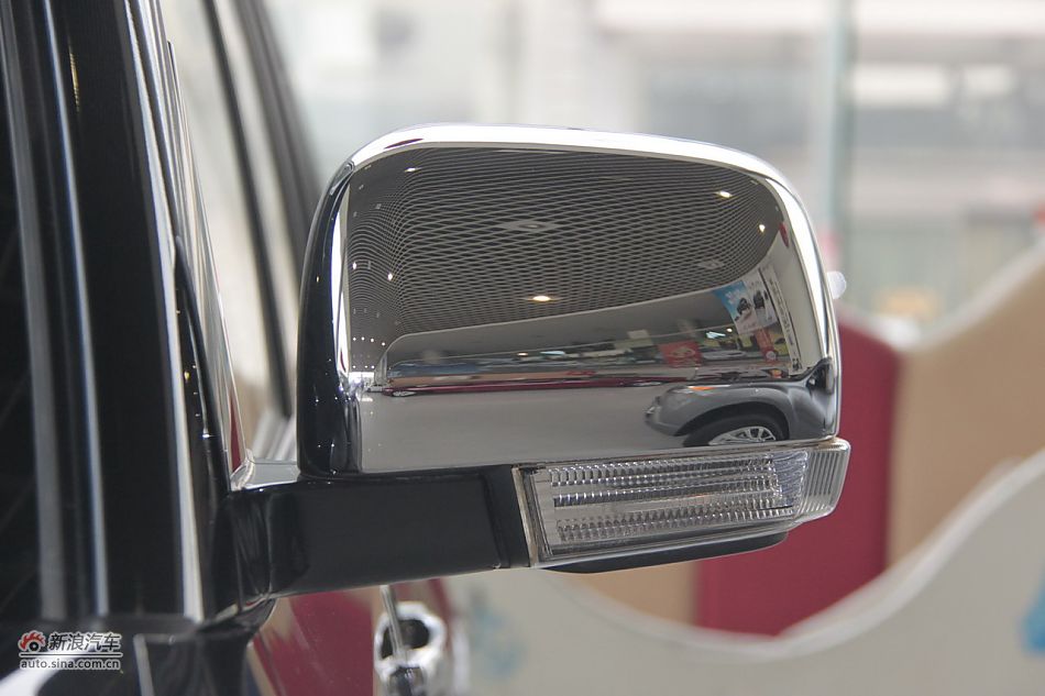 2012款帕杰罗3.0L自动精英版