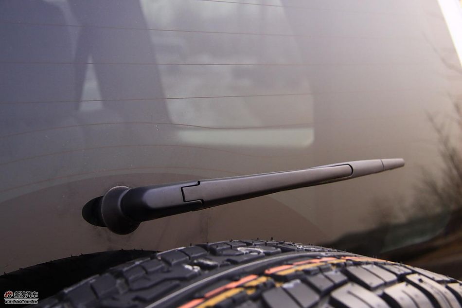 进口三菱帕杰罗外观实拍图