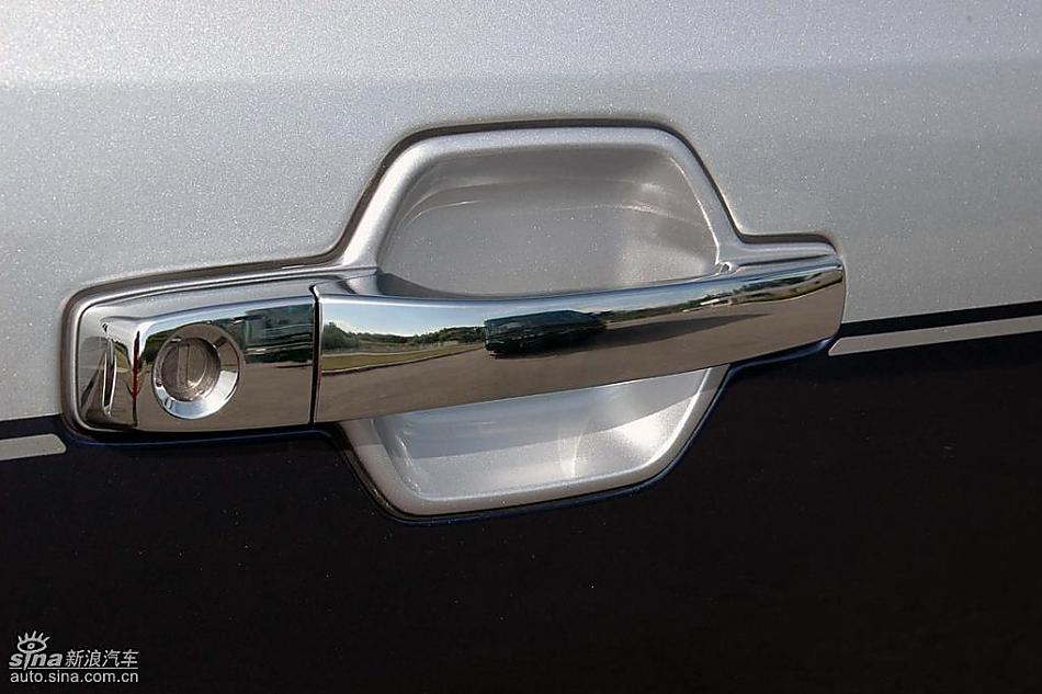 新PAJERO外观细节