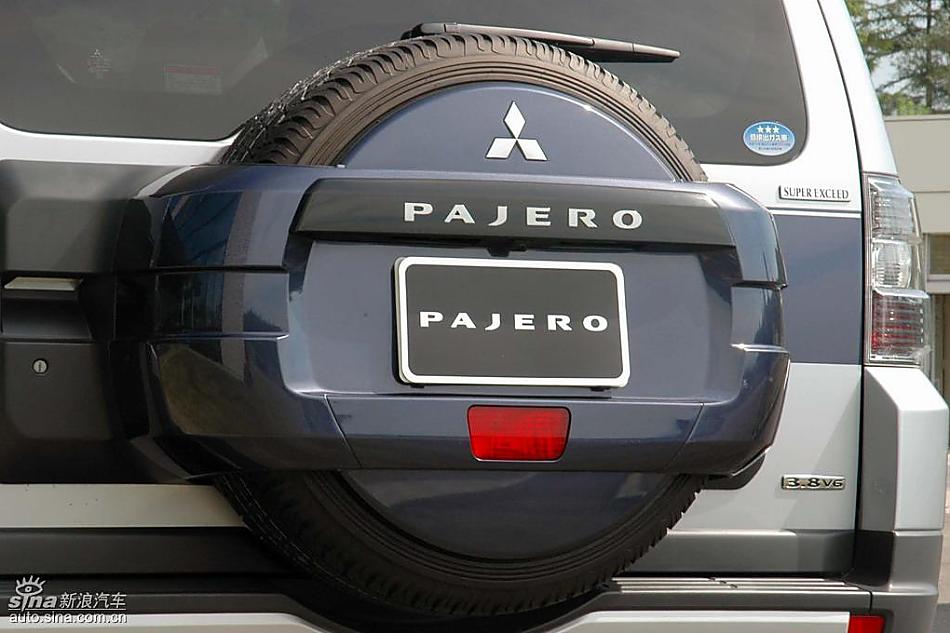 新PAJERO外观细节