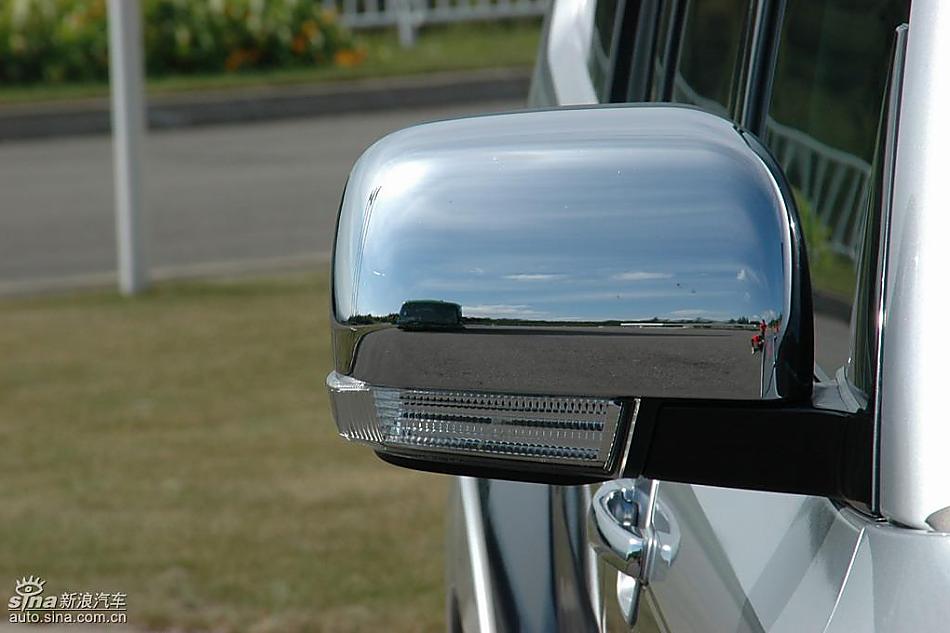 新PAJERO外观细节