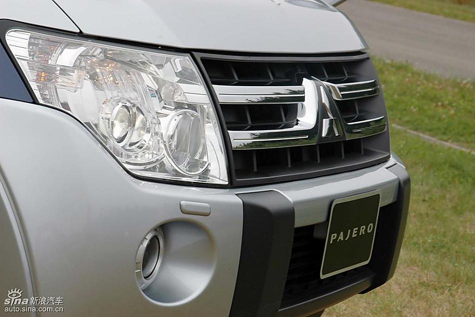 新PAJERO外观细节