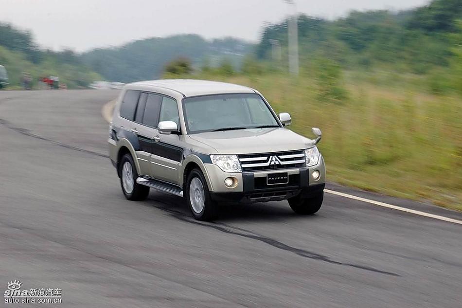 新PAJERO高速动态