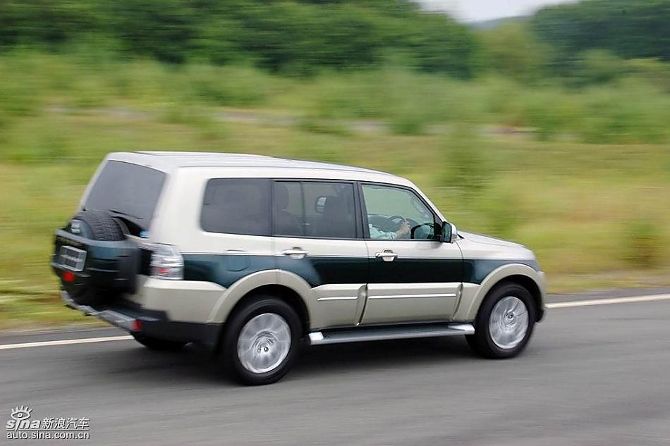 新PAJERO高速动态