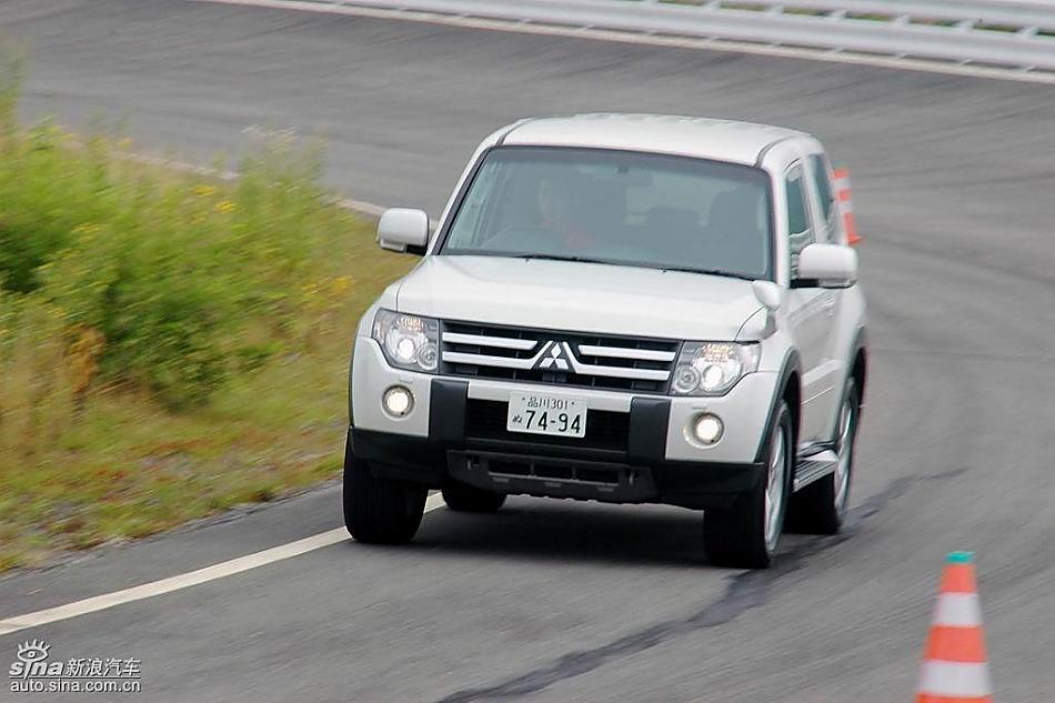 新PAJERO高速动态
