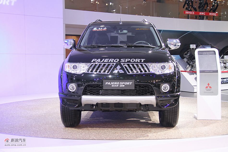 三菱2012款帕杰罗劲畅