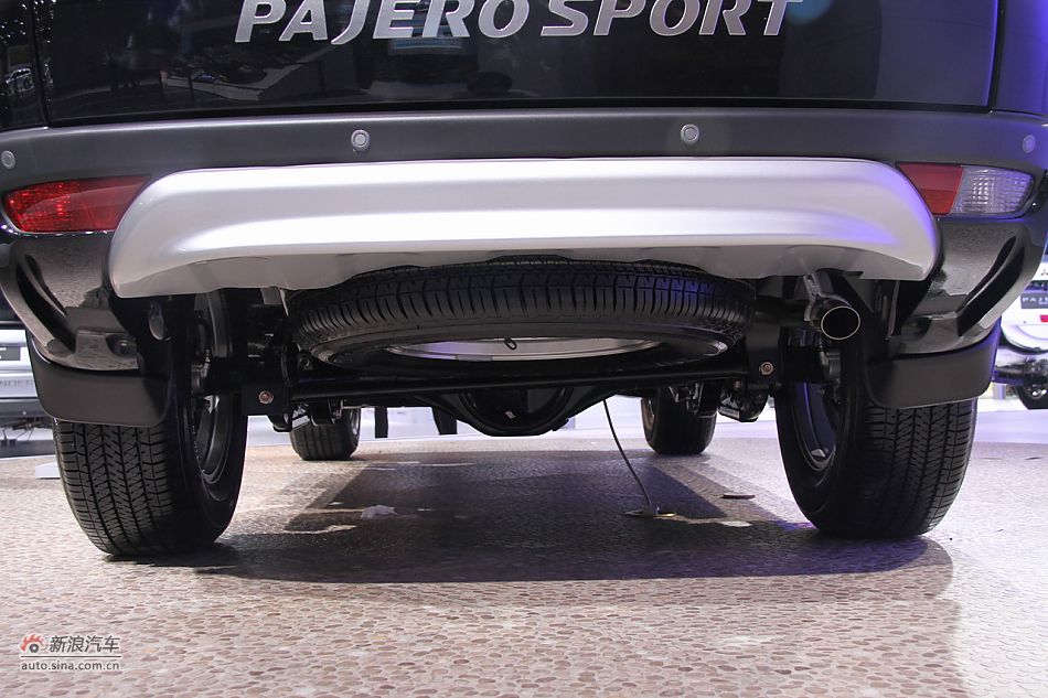 三菱2012款帕杰罗劲畅