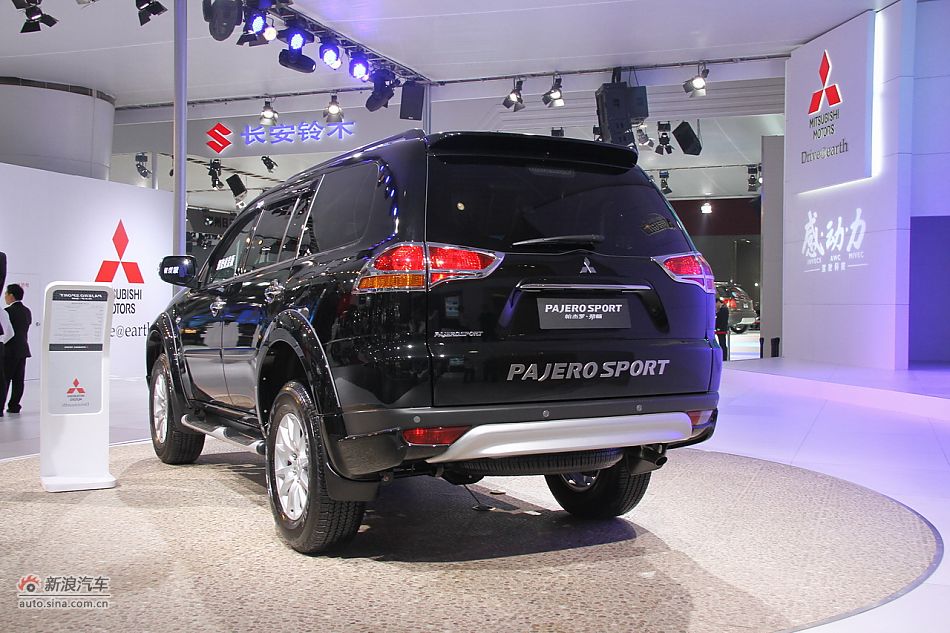 三菱2012款帕杰罗劲畅