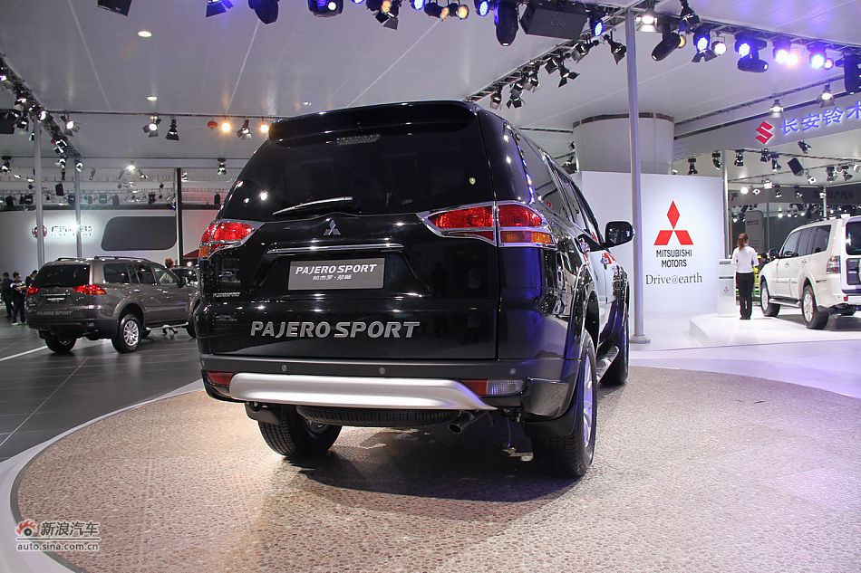 三菱2012款帕杰罗劲畅