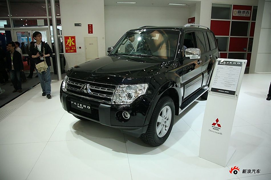进口三菱帕杰罗