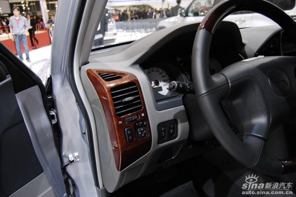 三菱pajero帕杰罗