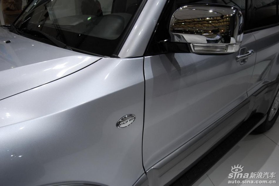 三菱pajero帕杰罗