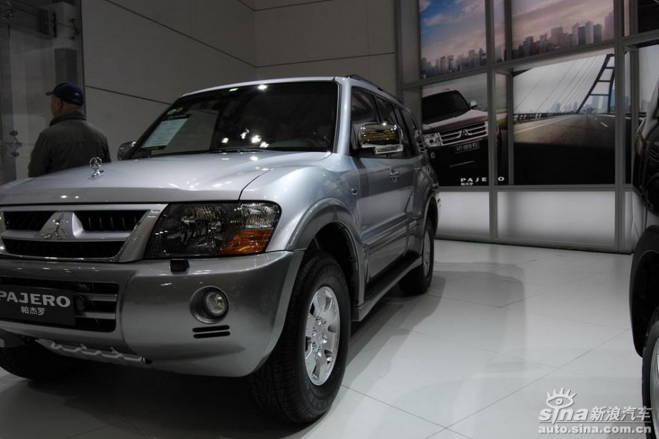 三菱pajero帕杰罗