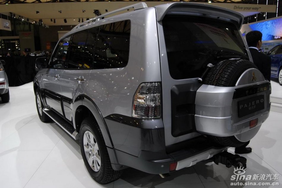 三菱pajero帕杰罗