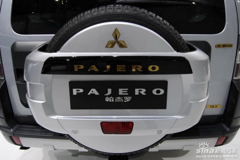 三菱pajero帕杰罗