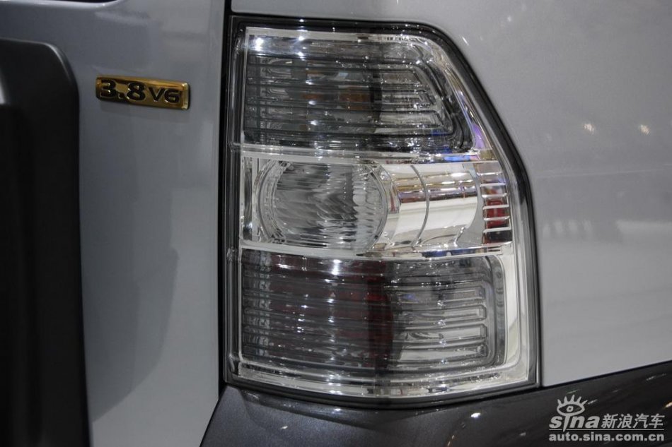 三菱pajero帕杰罗