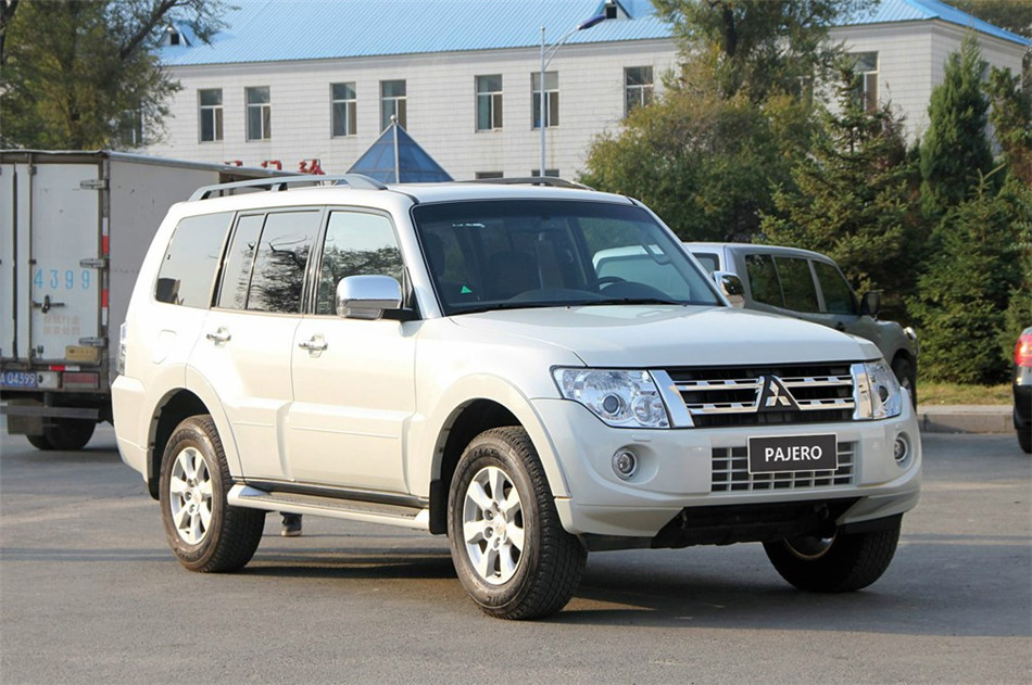 2012款 3.0L AT 精英版 外观