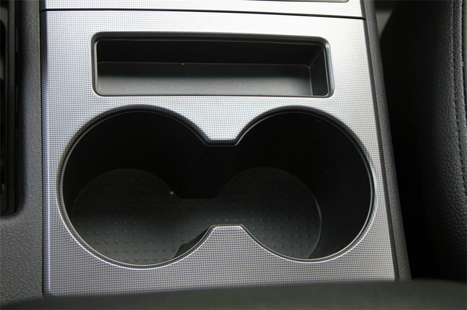 2012款 3.0L AT 精英版 座椅空间