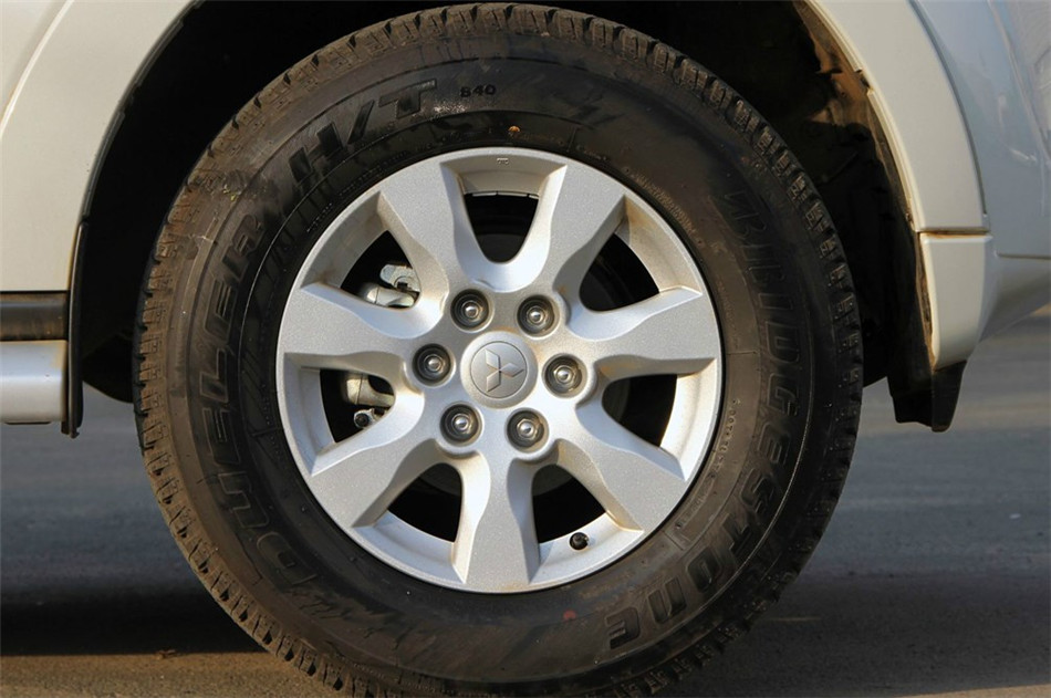 2012款 3.0L AT 精英版 其他