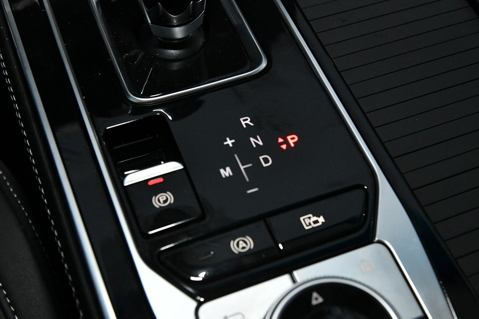 2020 1.6T DCT̽Pro 7 