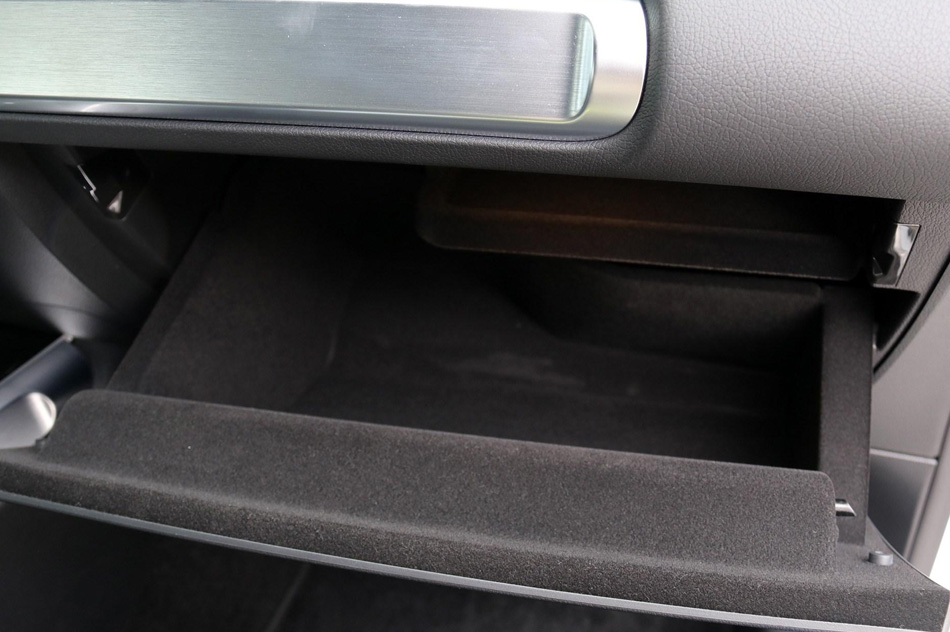 2020款 GLB 200 时尚型 内饰