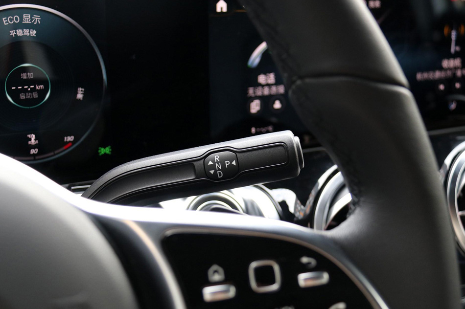 2020款 GLB 200 时尚型 内饰