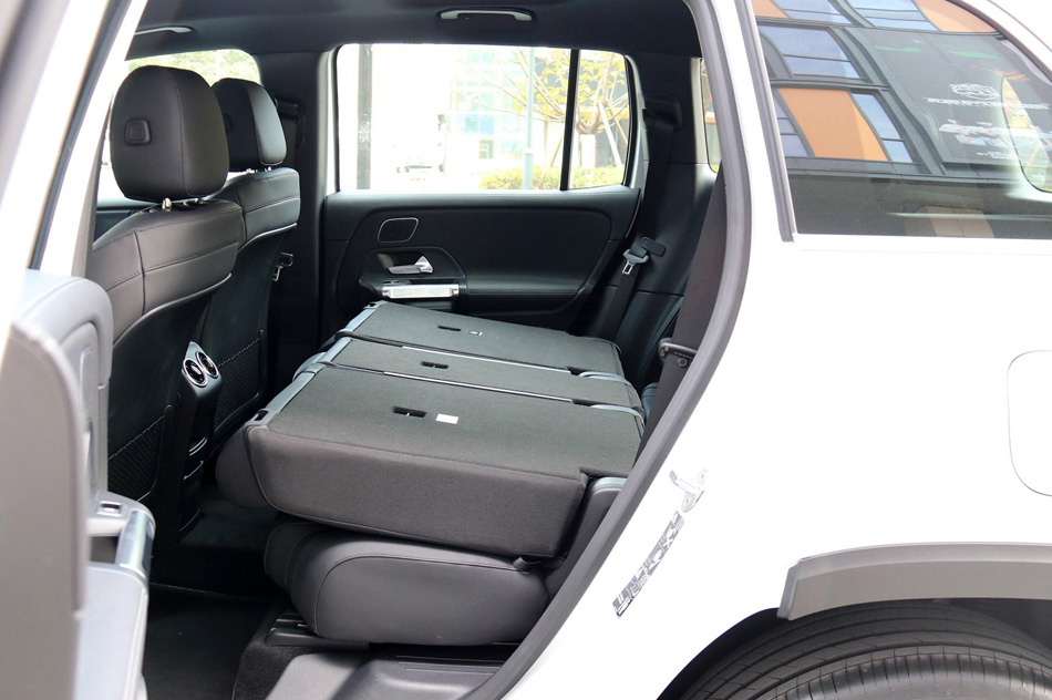 2020款 GLB 200 时尚型 座椅空间