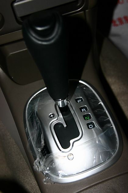 东南汽车蓝瑟变速杆