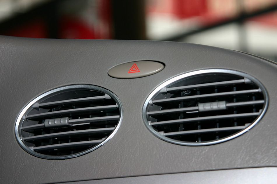 东南汽车蓝瑟内饰