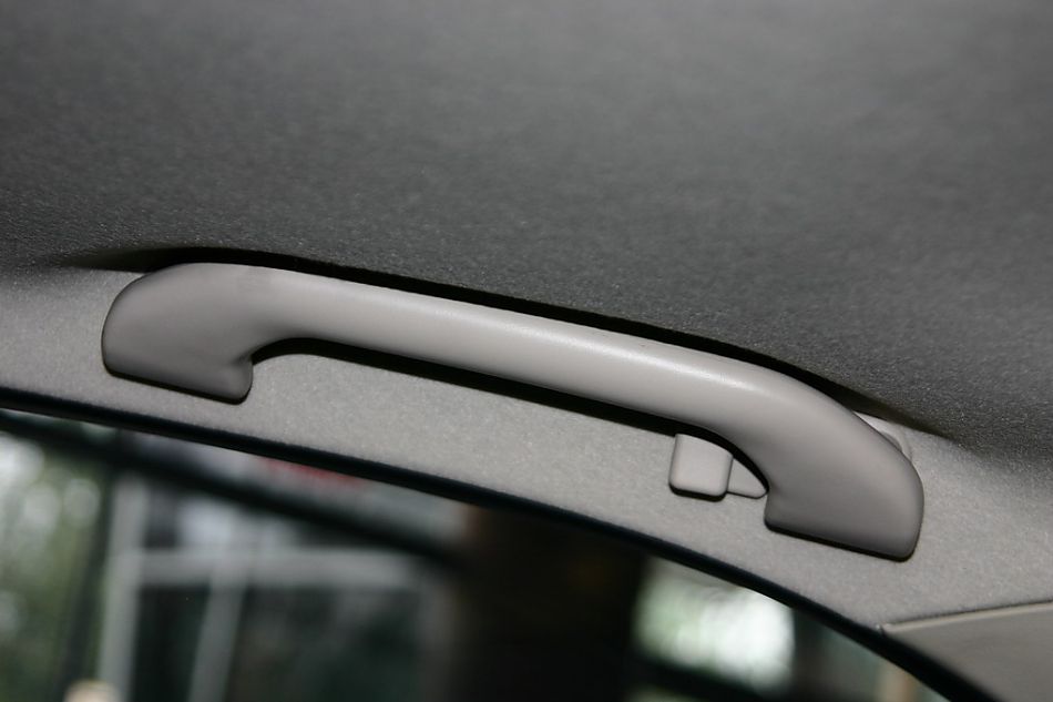 东南汽车蓝瑟内饰扶手