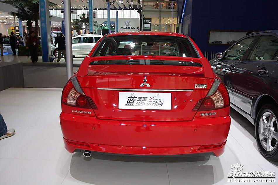 三菱蓝瑟运动版