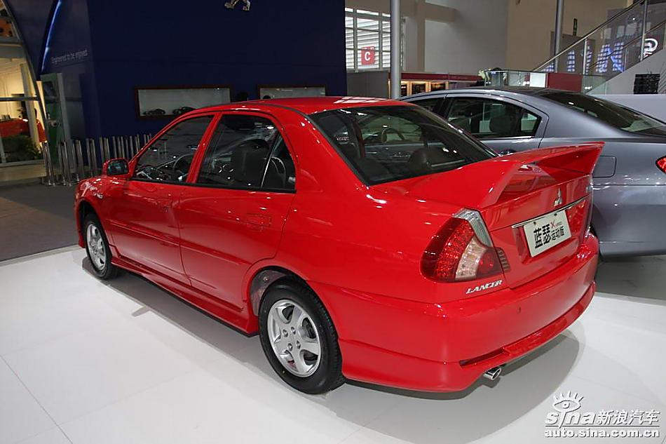 三菱蓝瑟运动版