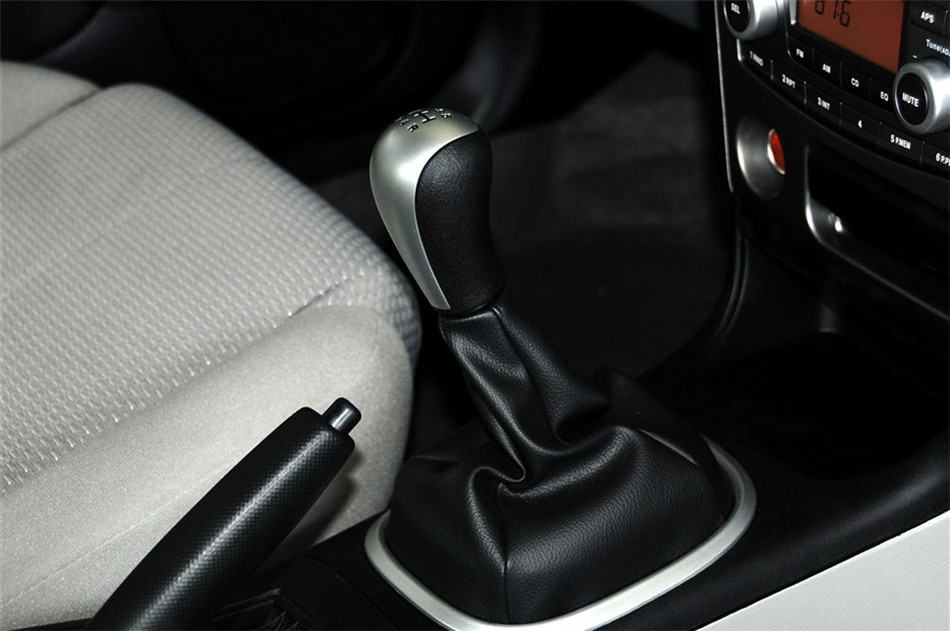 2012款 1.6L MT SEi舒适版 内饰