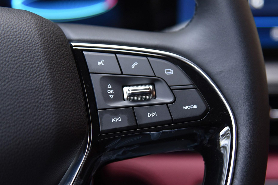 2020款 2.0T 自动旗舰型 内饰