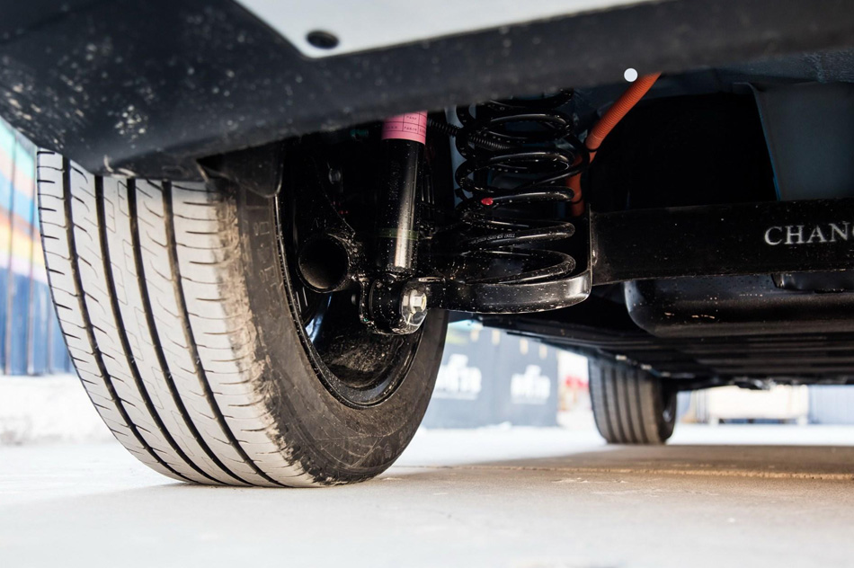 2020款 纵擎版 引擎底盘