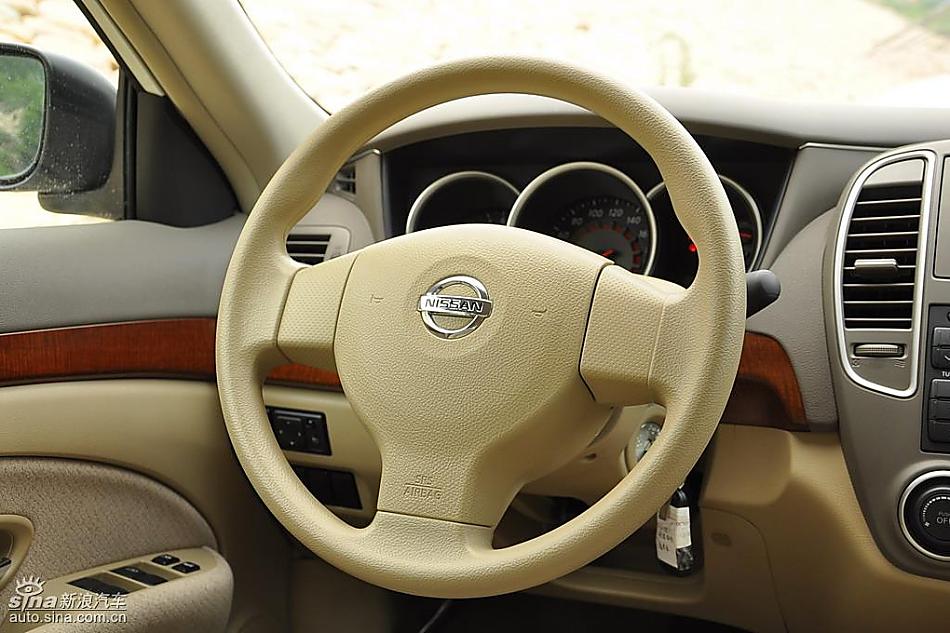东风日产轩逸09款试车实拍图 内饰