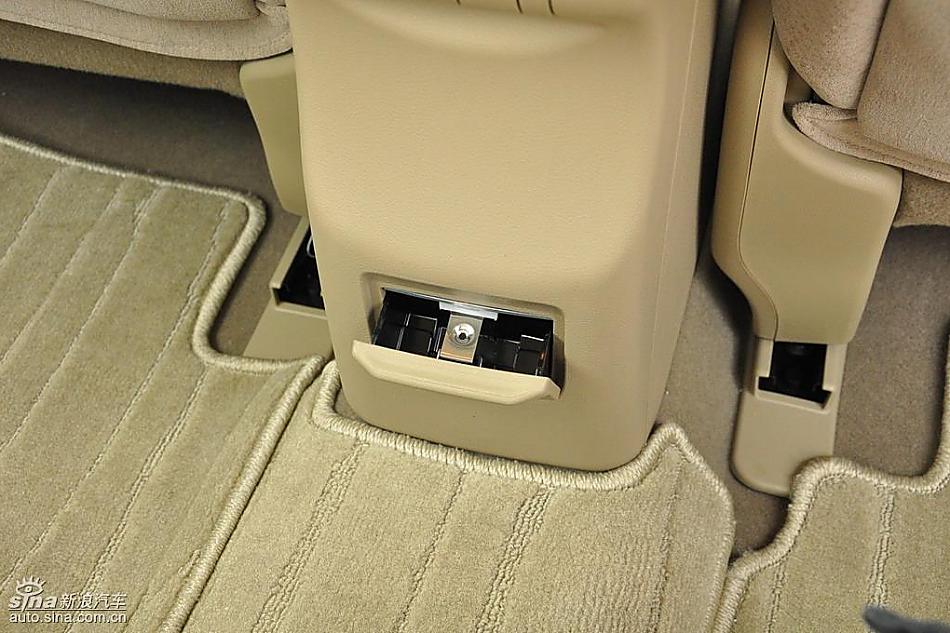 东风日产轩逸09款试车实拍图 内饰