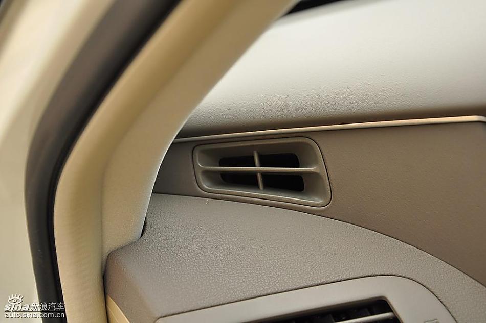 东风日产轩逸09款试车实拍图 内饰
