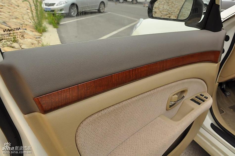 东风日产轩逸09款试车实拍图 内饰