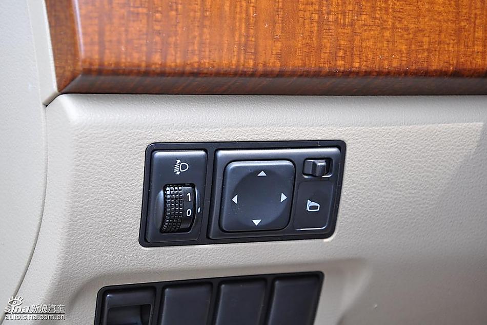 东风日产轩逸09款试车实拍图 内饰