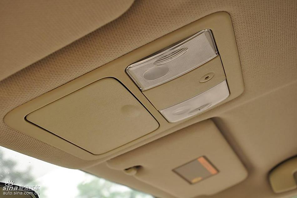 东风日产轩逸09款试车实拍图 内饰