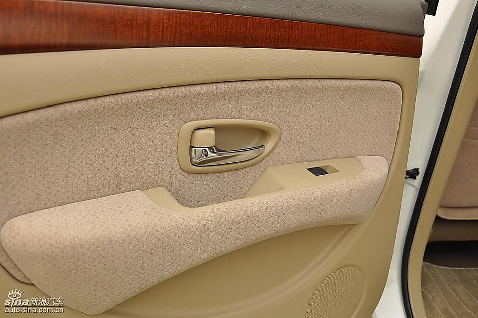 东风日产轩逸09款试车实拍图 内饰